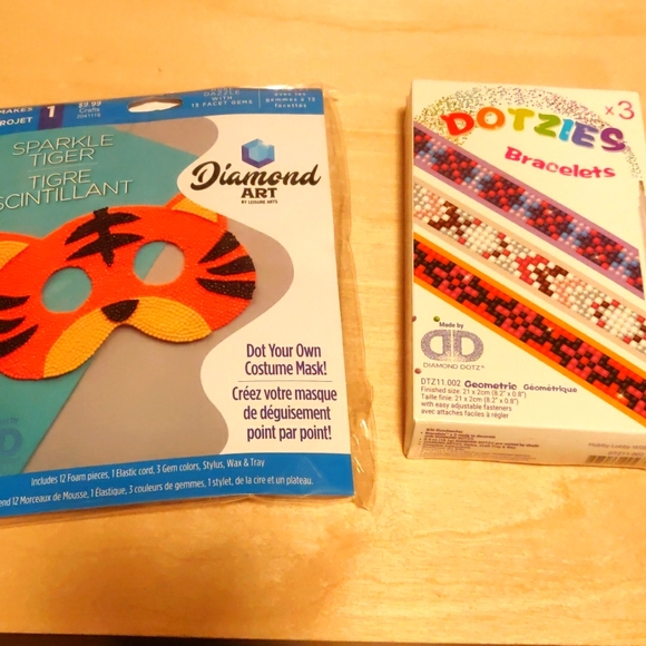 New!Diamond dots art Do Your Own Bracelets & Tiger Mask Lot - Picture 1 of 8